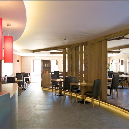 Hotel Garni Vittoria Fiera Di Primiero Εξωτερικό φωτογραφία