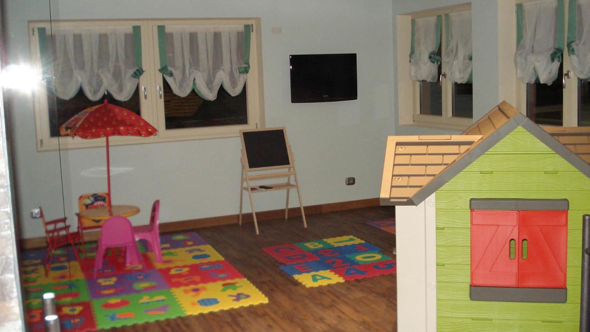 Hotel Garni Vittoria Fiera Di Primiero Εξωτερικό φωτογραφία