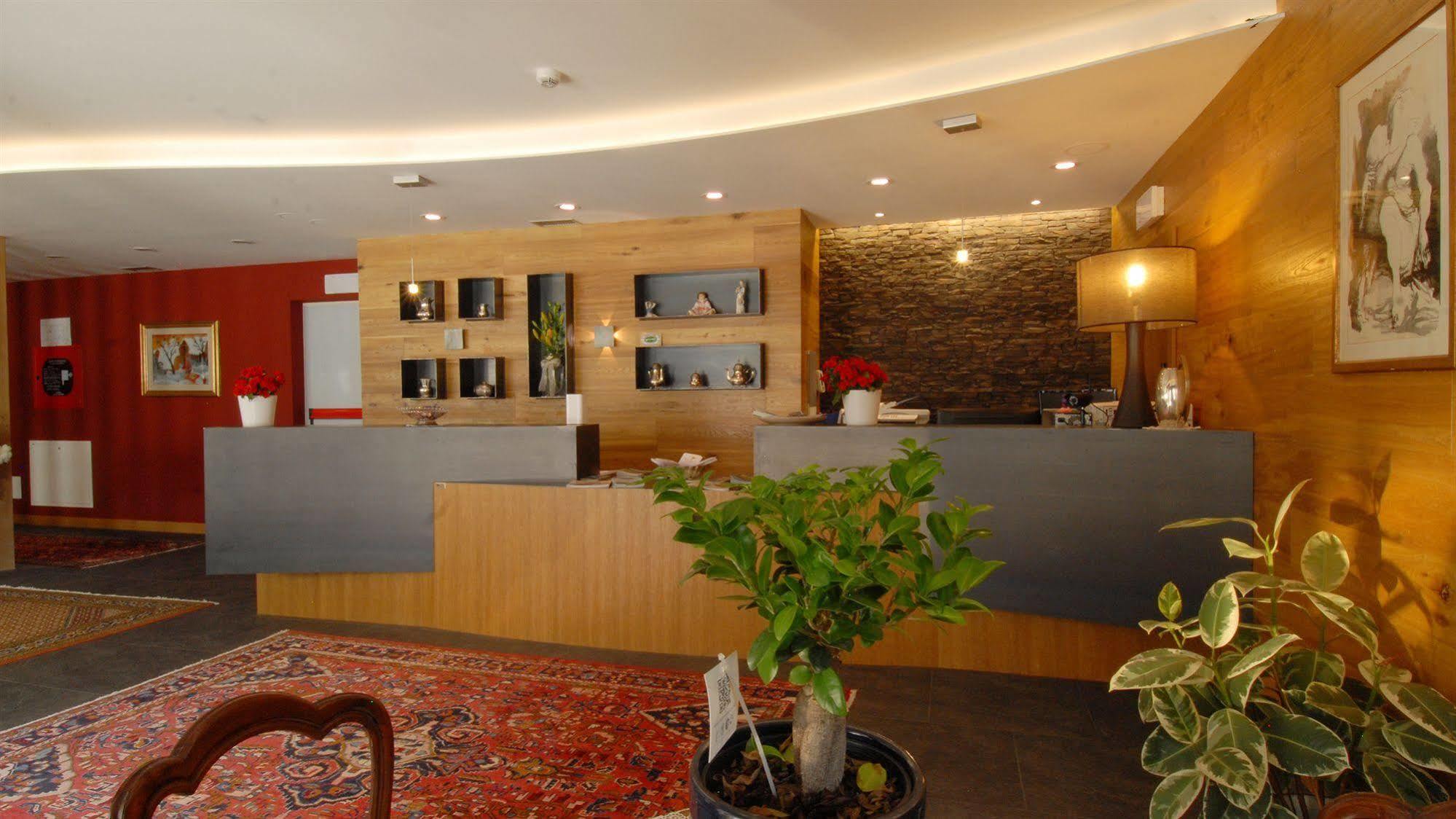 Hotel Garni Vittoria Fiera Di Primiero Εξωτερικό φωτογραφία